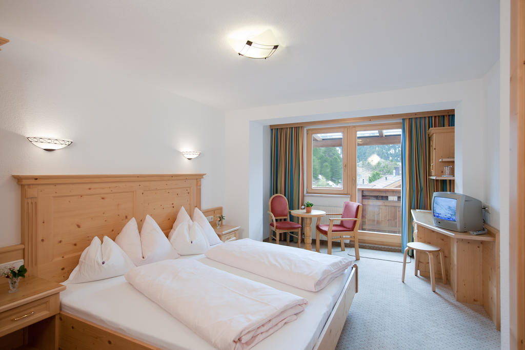 S'Hoamatl Hotell Obergurgl Rum bild